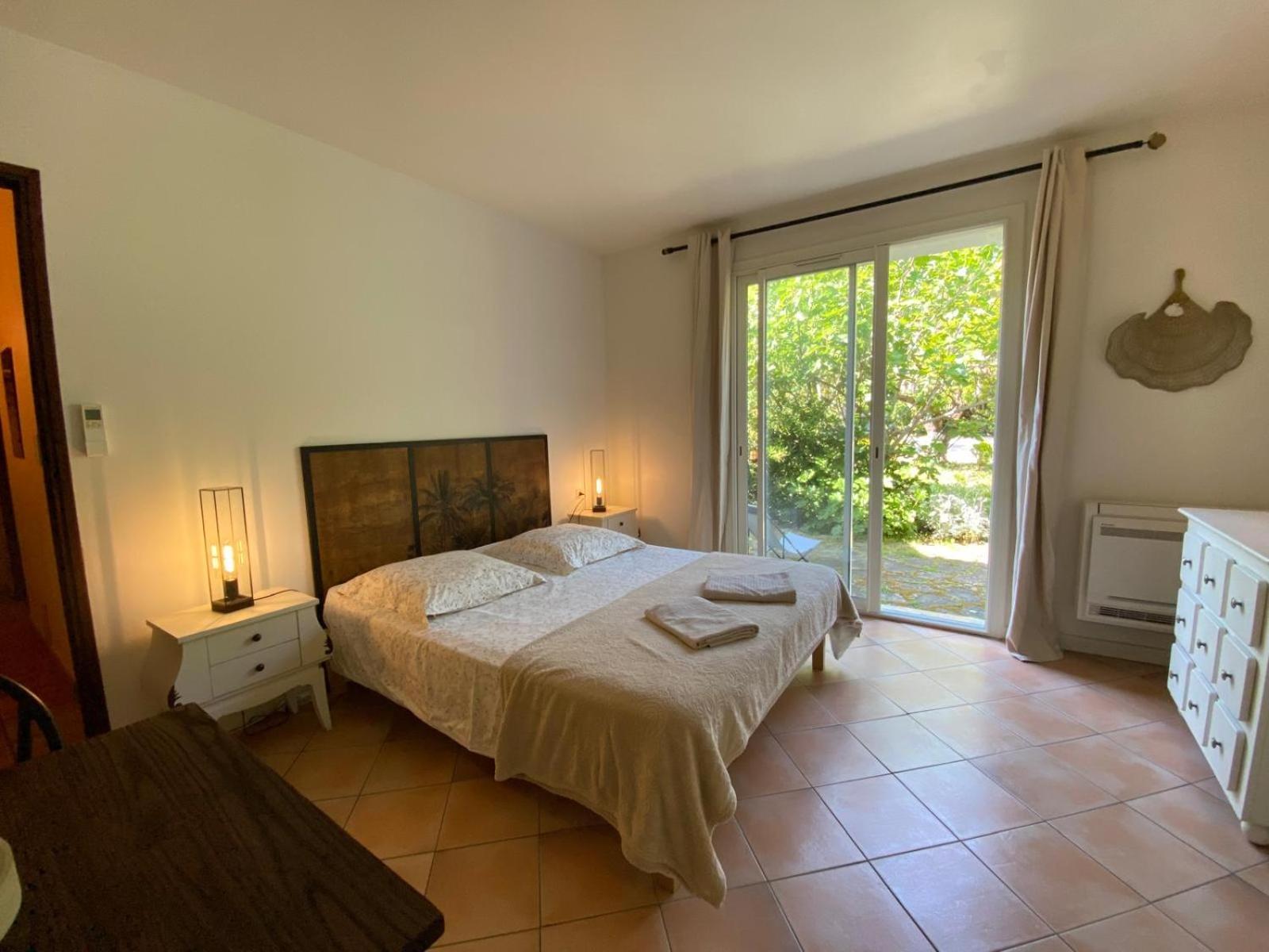 Villa Roka Six-Fours-les-Plages Bagian luar foto